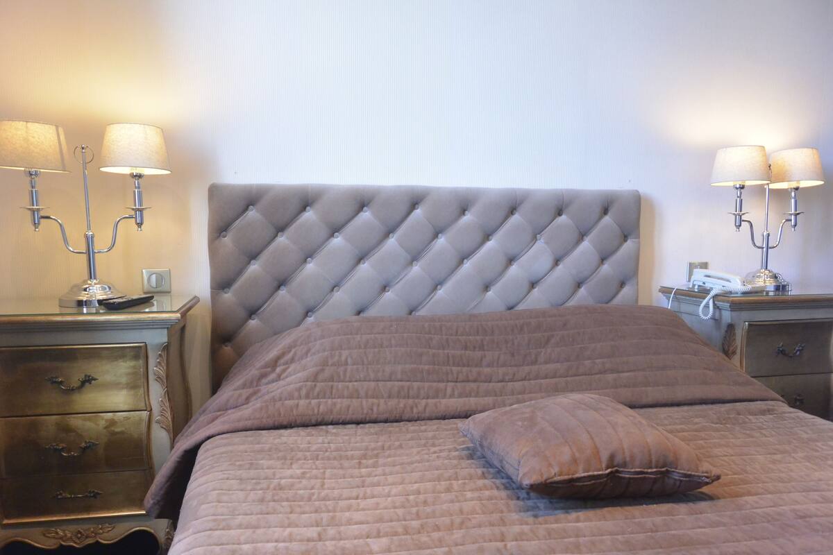 Double Room (Prestige)