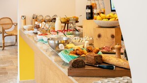 Bữa sáng buffet