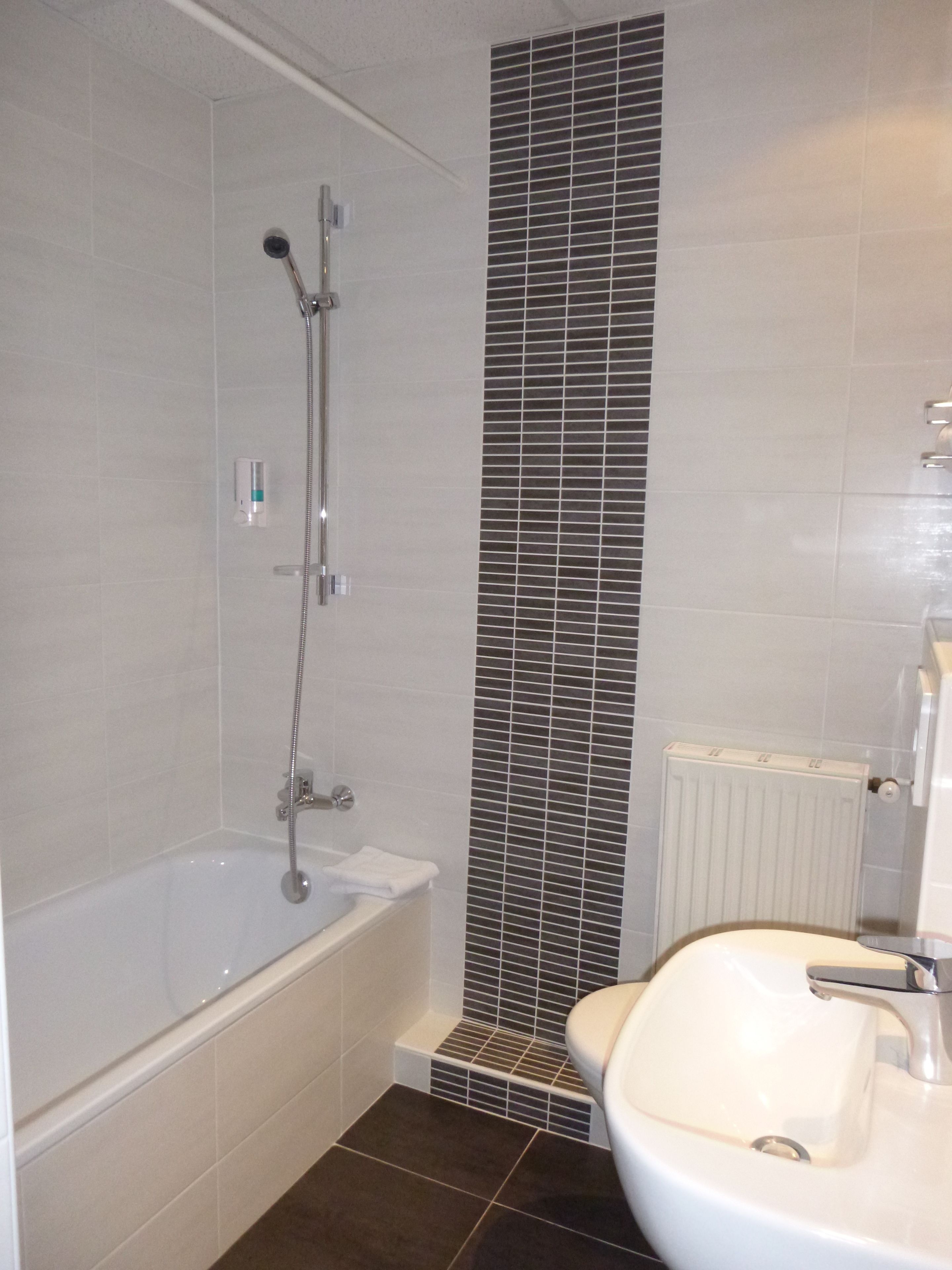 comfort double room, 1 queen bed | 1 bedroom, pillow-top beds, in-room safe, individually decorated