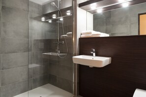 Towels - Hôtel Les Amandiers (Tournon-sur-Rhone)