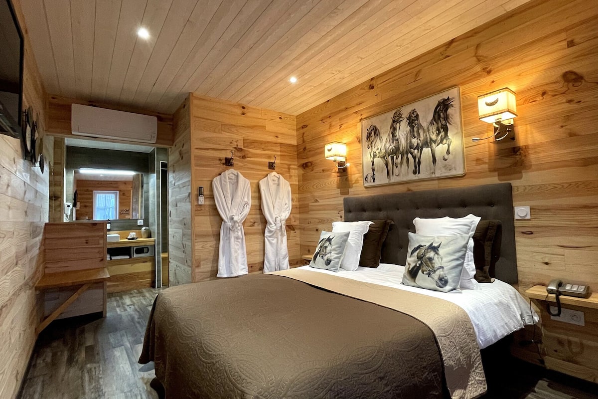 standard double room | 1 bedroom, premium bedding, in-room safe, individually decorated