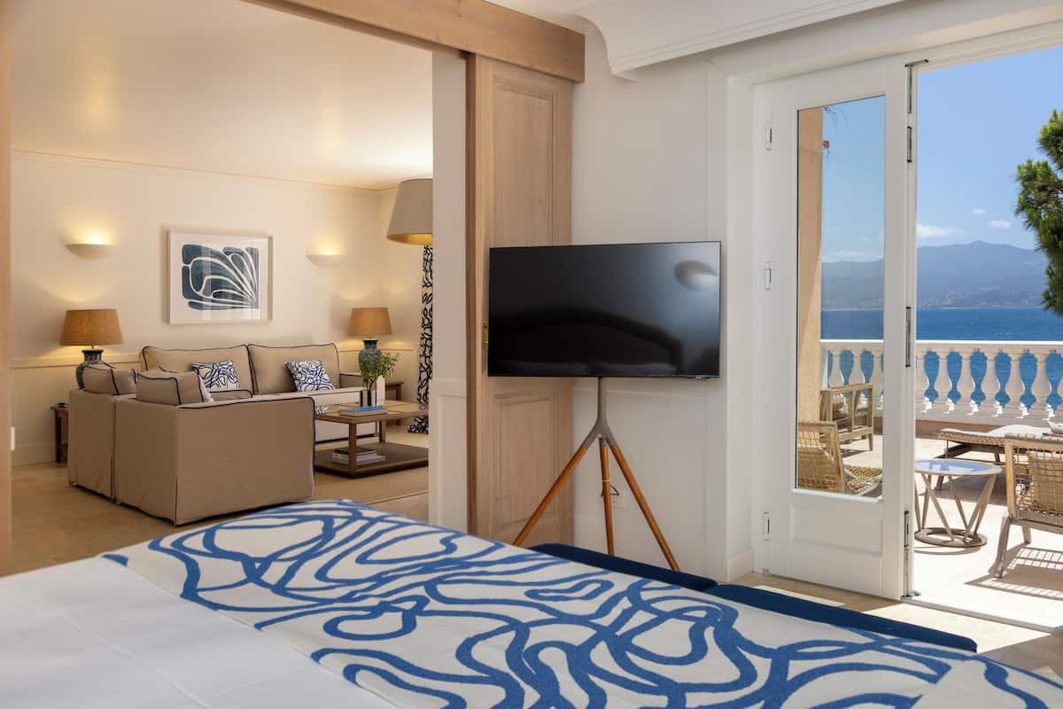 Deluxe Suite, Sea View
