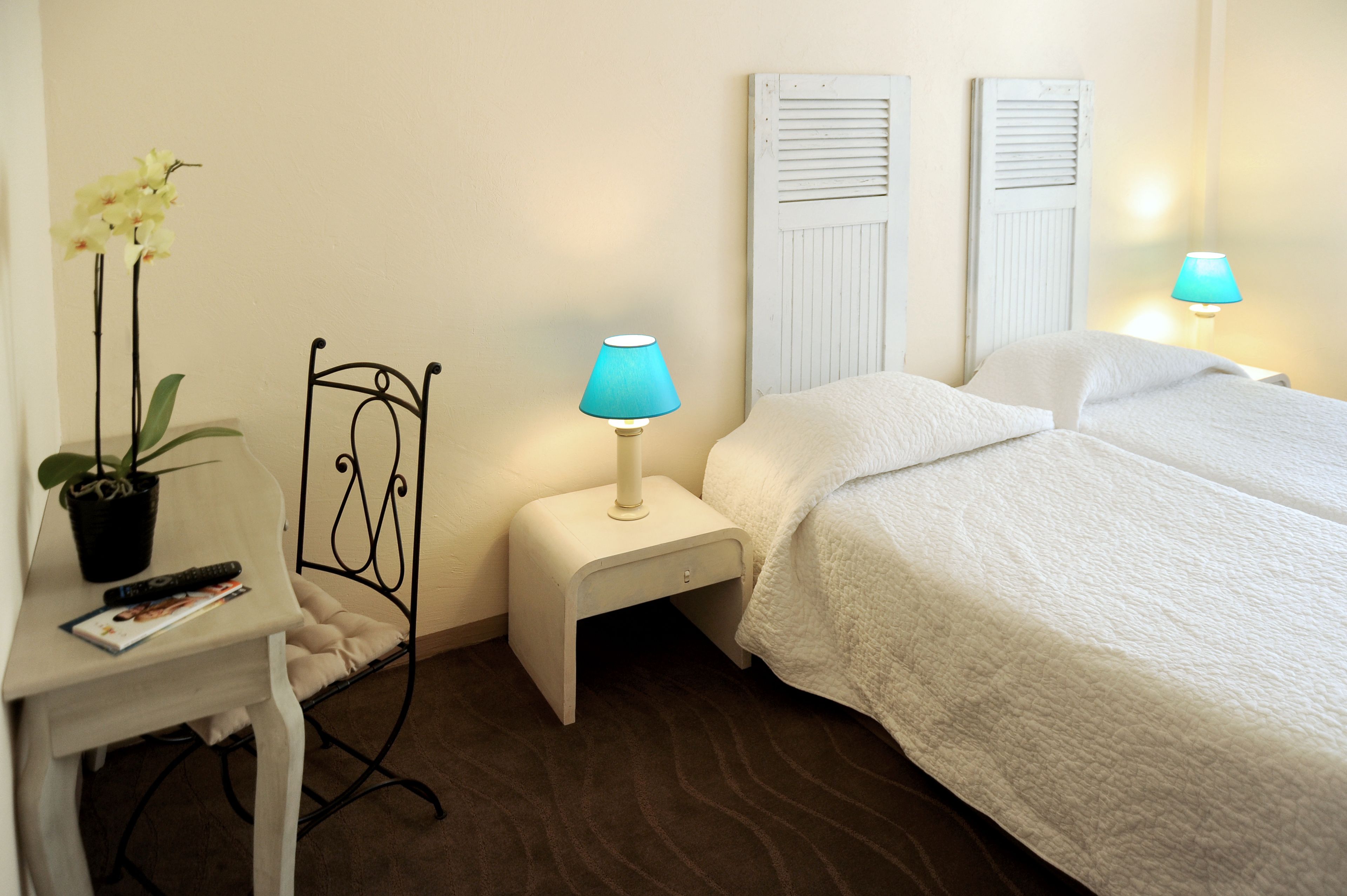 comfort double room | premium bedding, individually decorated, individually furnished, desk