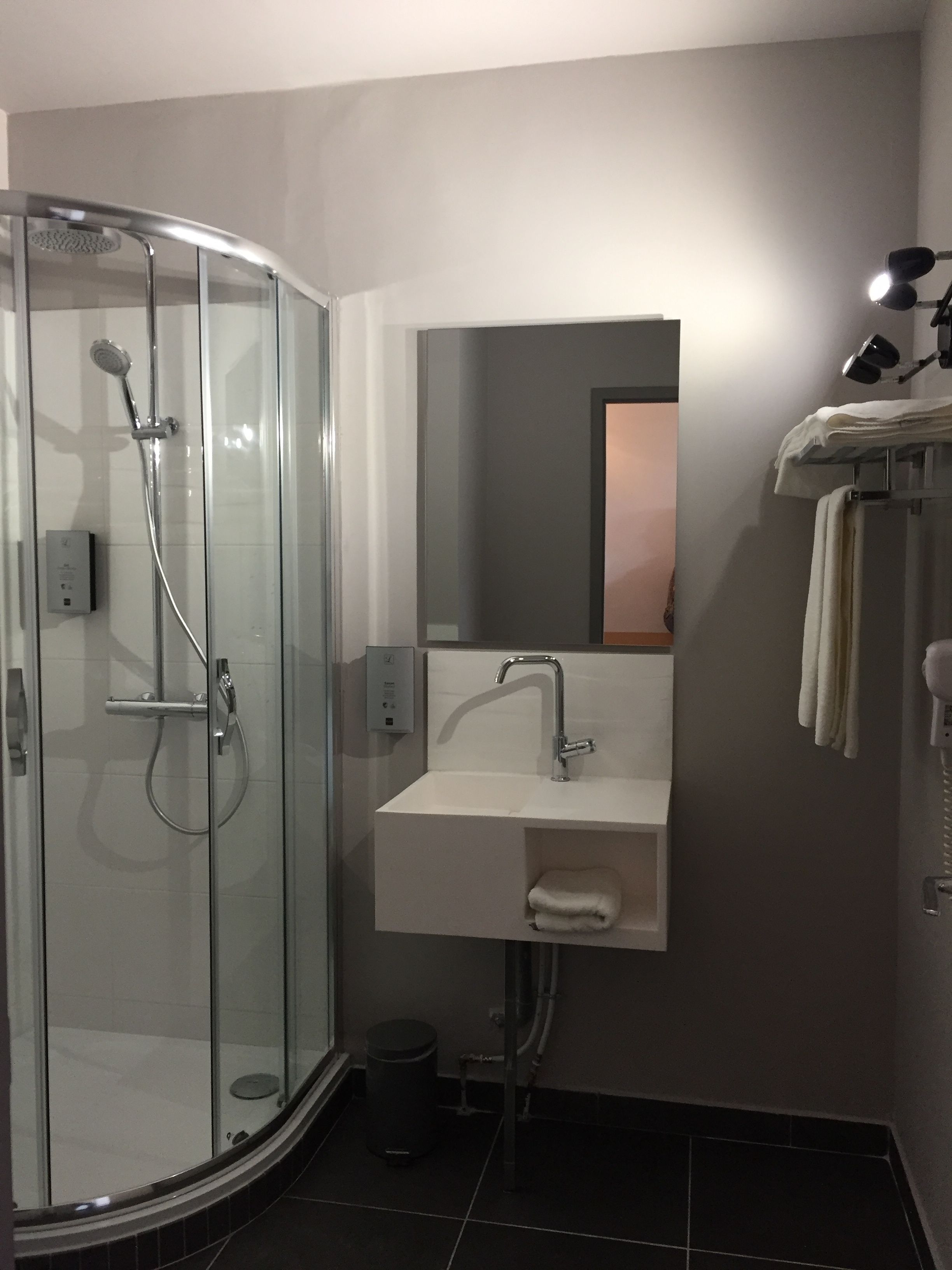 single room | bathroom | hair dryer, towels