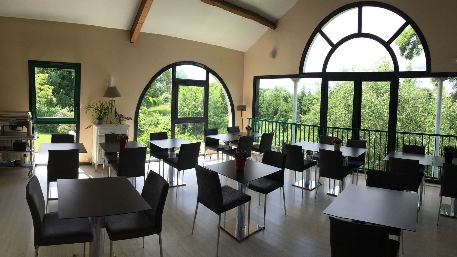 daily buffet breakfast (eur 18 per person)