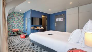 Kamar Double Eksekutif | Meja kerja, kedap suara, dan Wi-Fi gratis