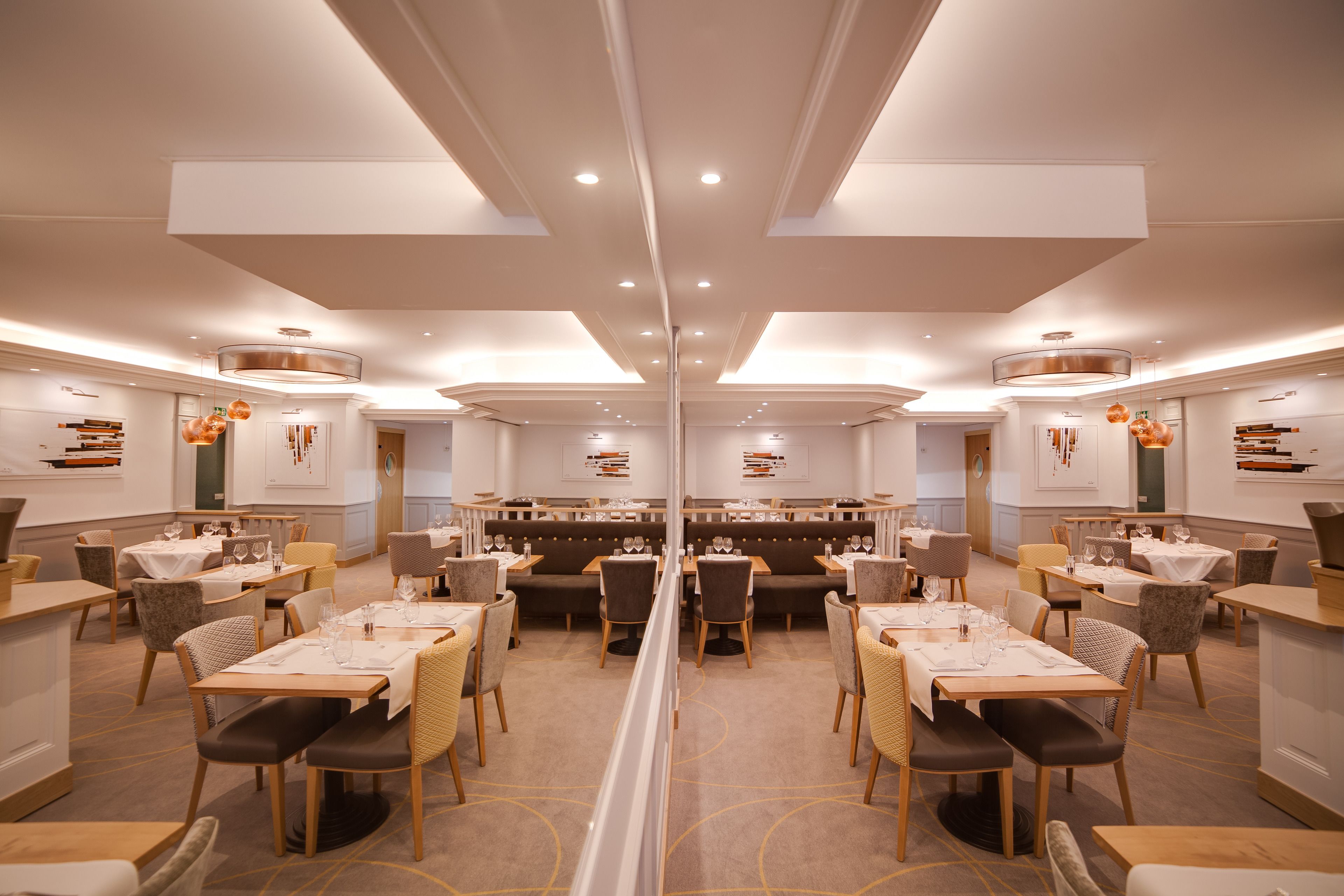 lunch and dinner served, french cuisine