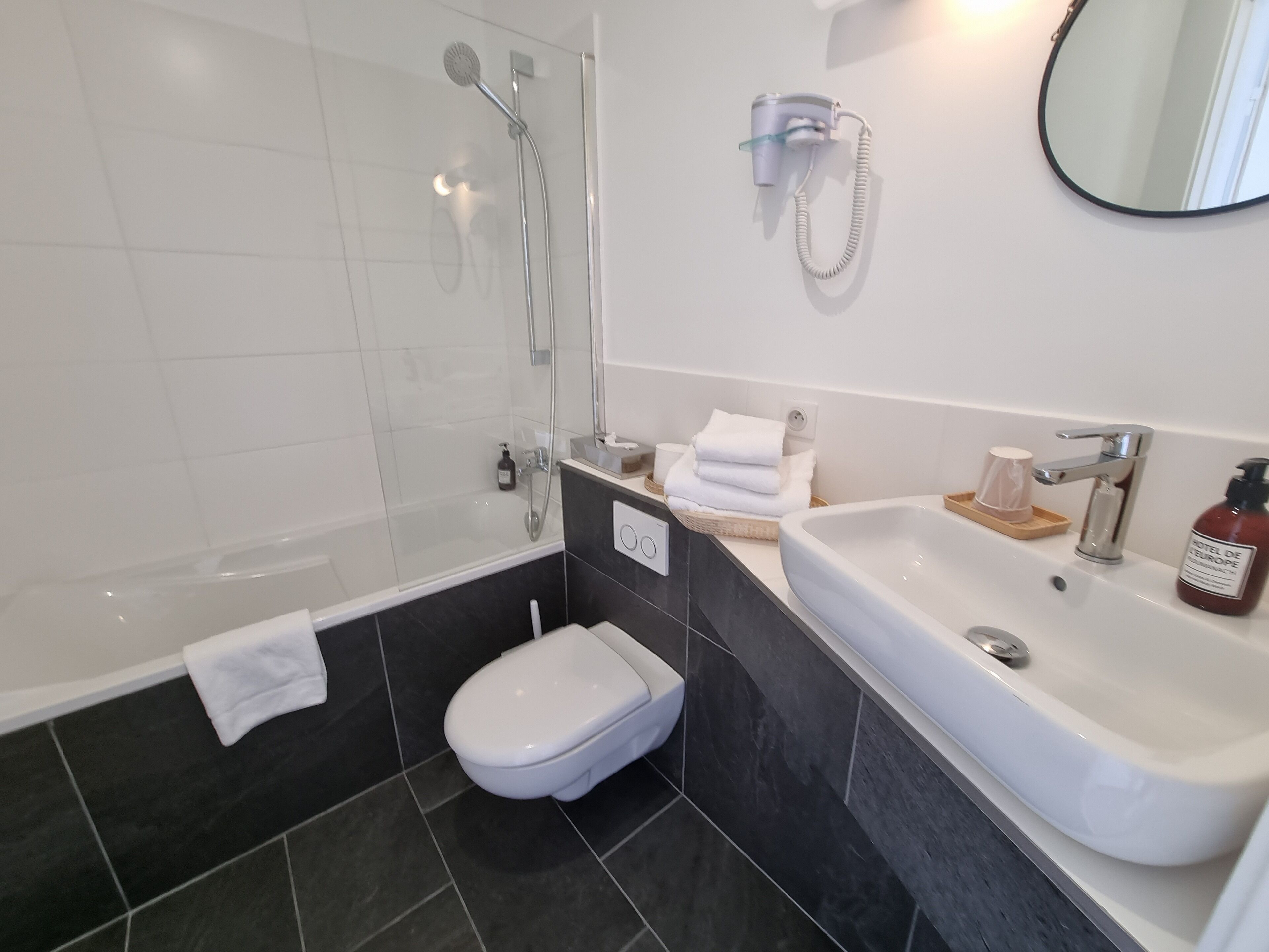 Premium Double or Twin Room, Terrace, City View | Bathroom | Eco-friendly toiletries, hair dryer, towels, soap