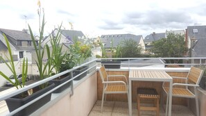 Chambre Premium Double ou avec lits jumeaux, terrasse, vue ville | Terrasse/Patio