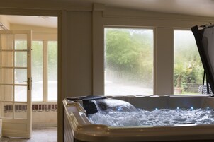 Sauna seca, banheira de hidromassagem, sauna a vapor, banho turco/hammam