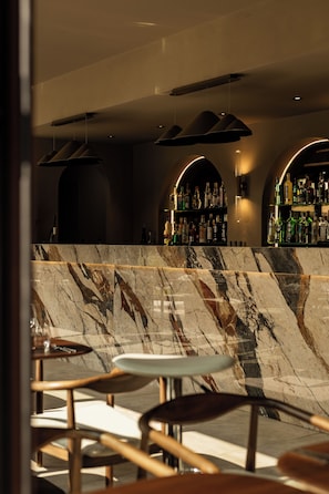 Bar (in der Unterkunft)