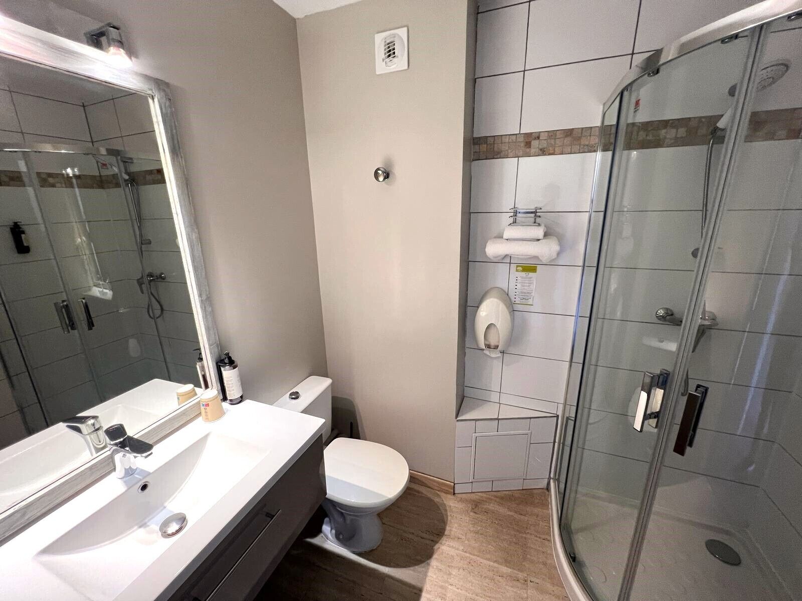 desk, blackout curtains, free wifi, bed sheets