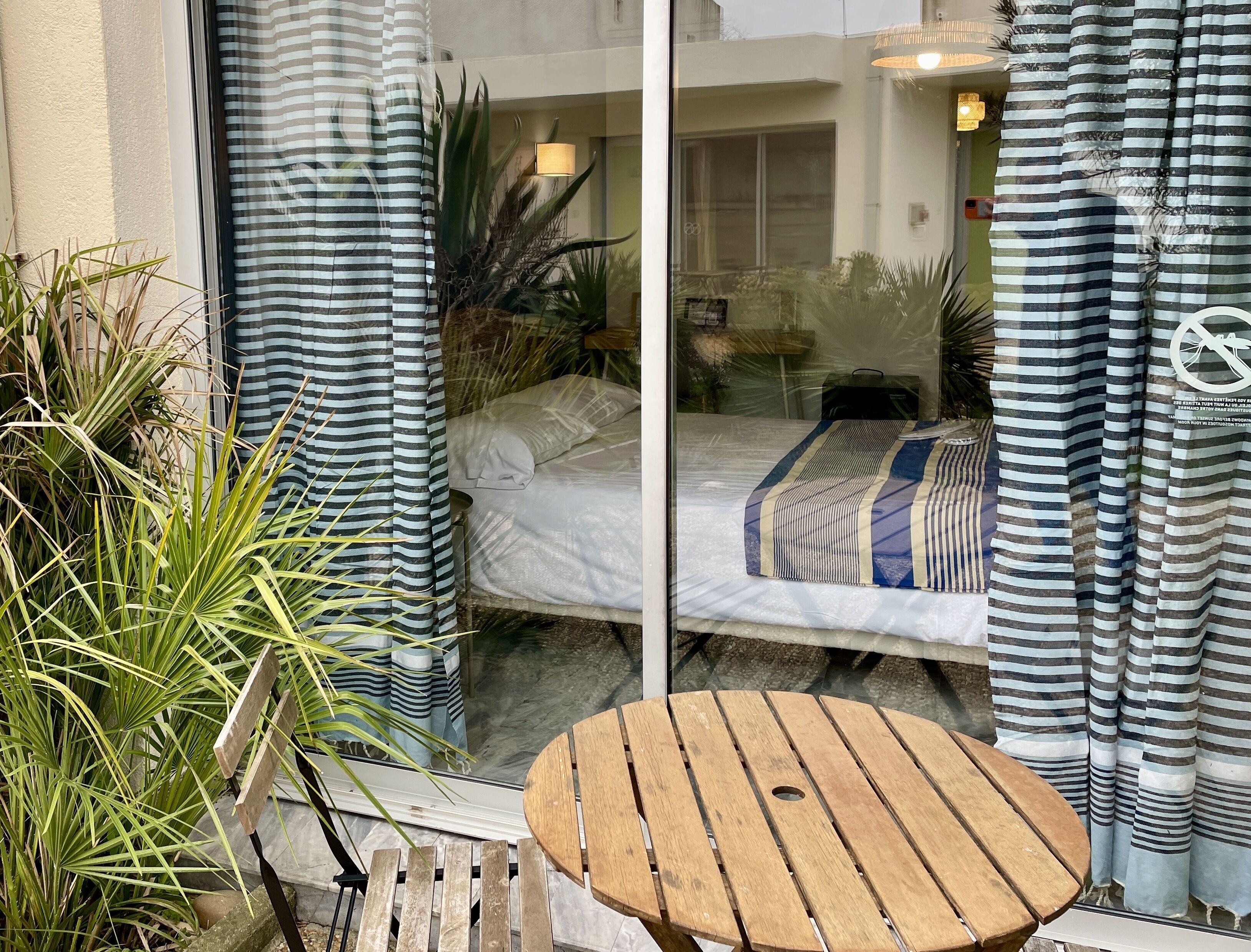 Family Room | Premium bedding, minibar, in-room safe, desk