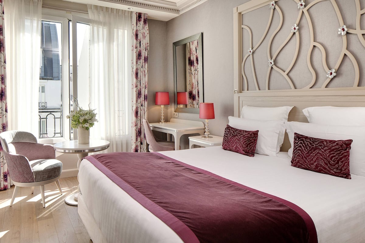 Classic Double Room | Premium bedding, in-room safe, desk, blackout drapes