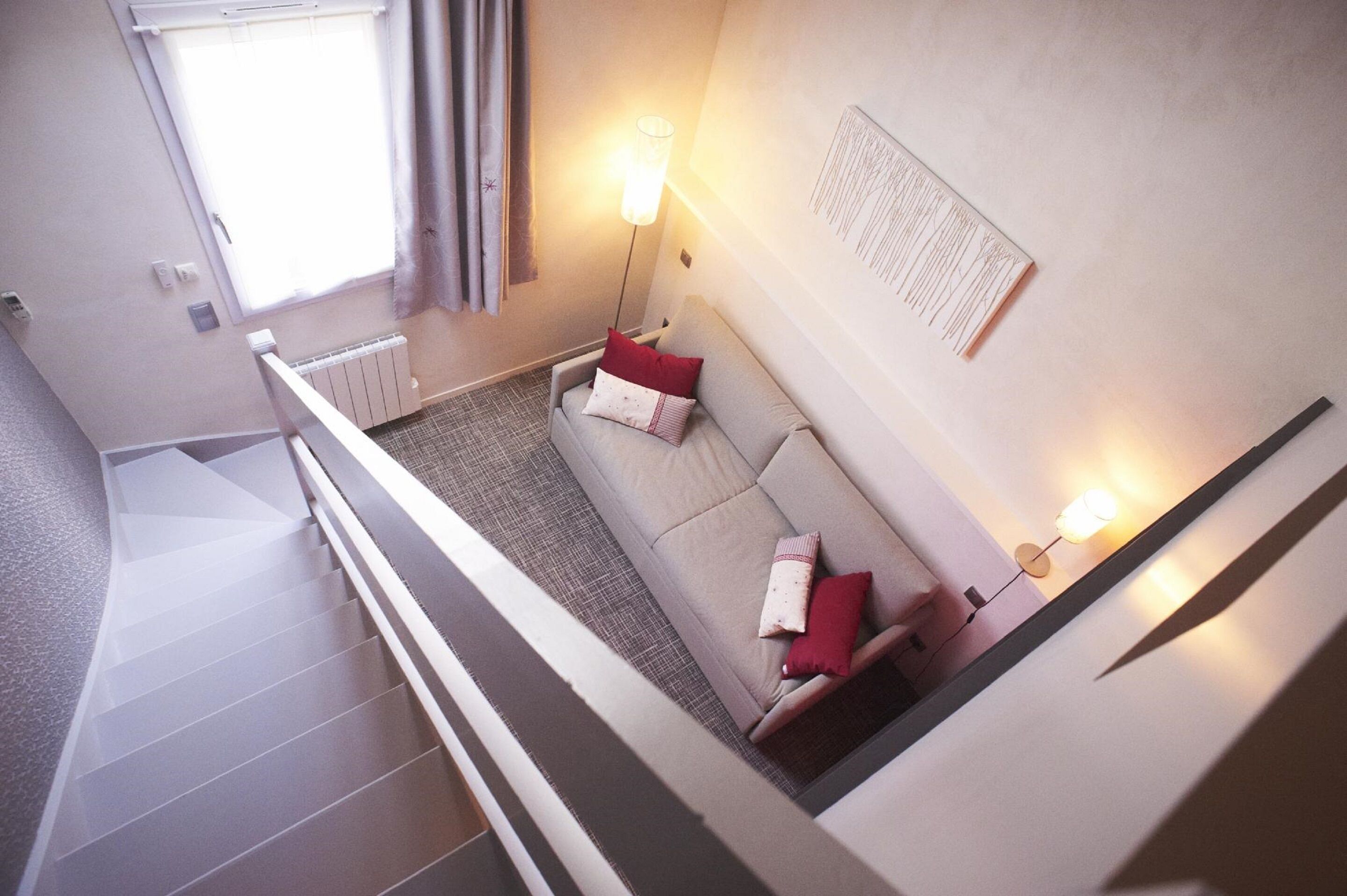 suite | 1 bedroom, in-room safe, desk, iron/ironing board