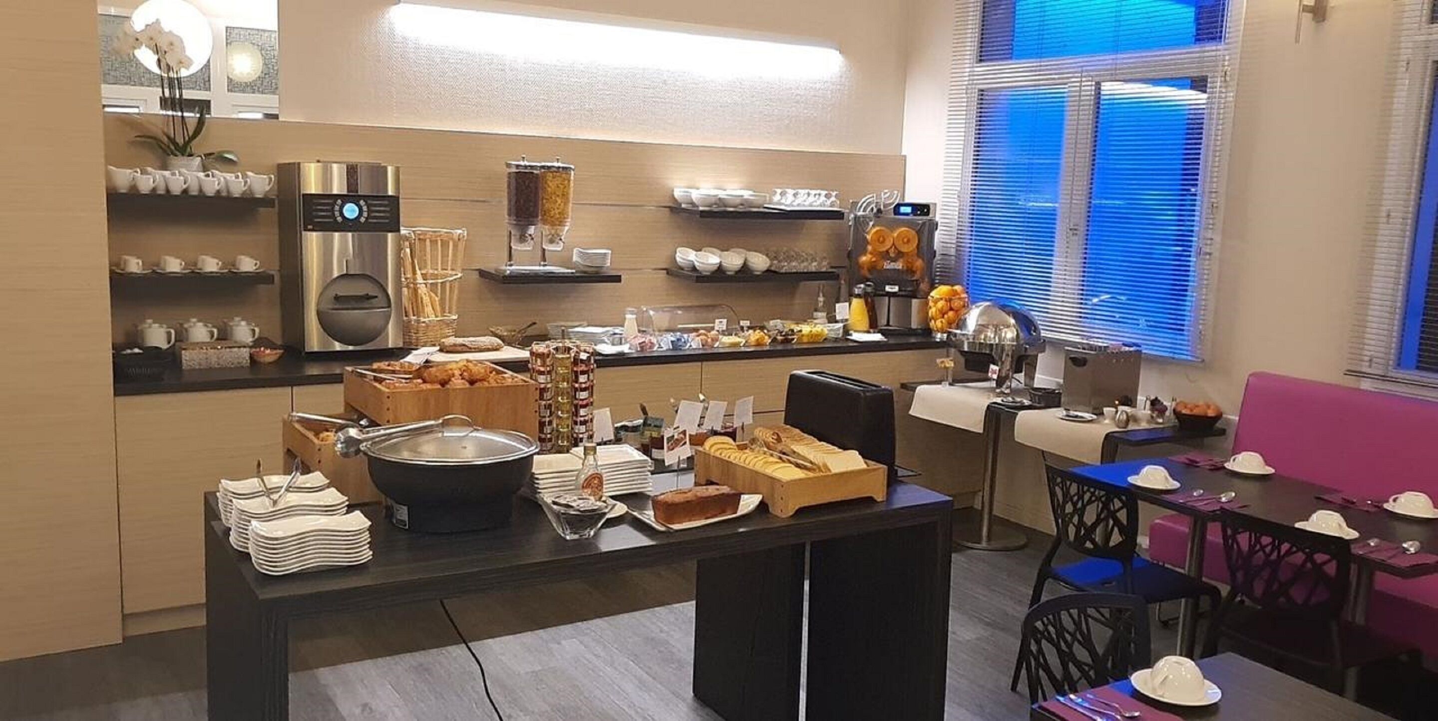 daily buffet breakfast (eur 15.9 per person)