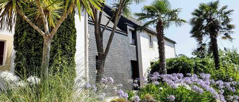 واجهة المنشأة