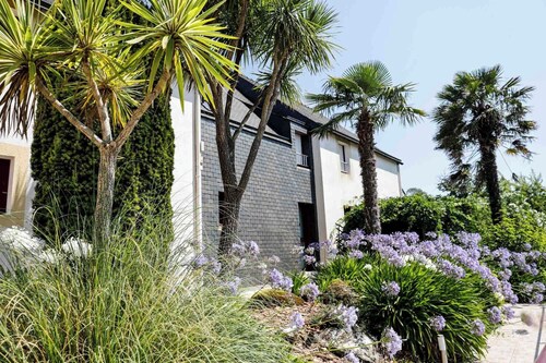 Brit Hotel Le Branhoc