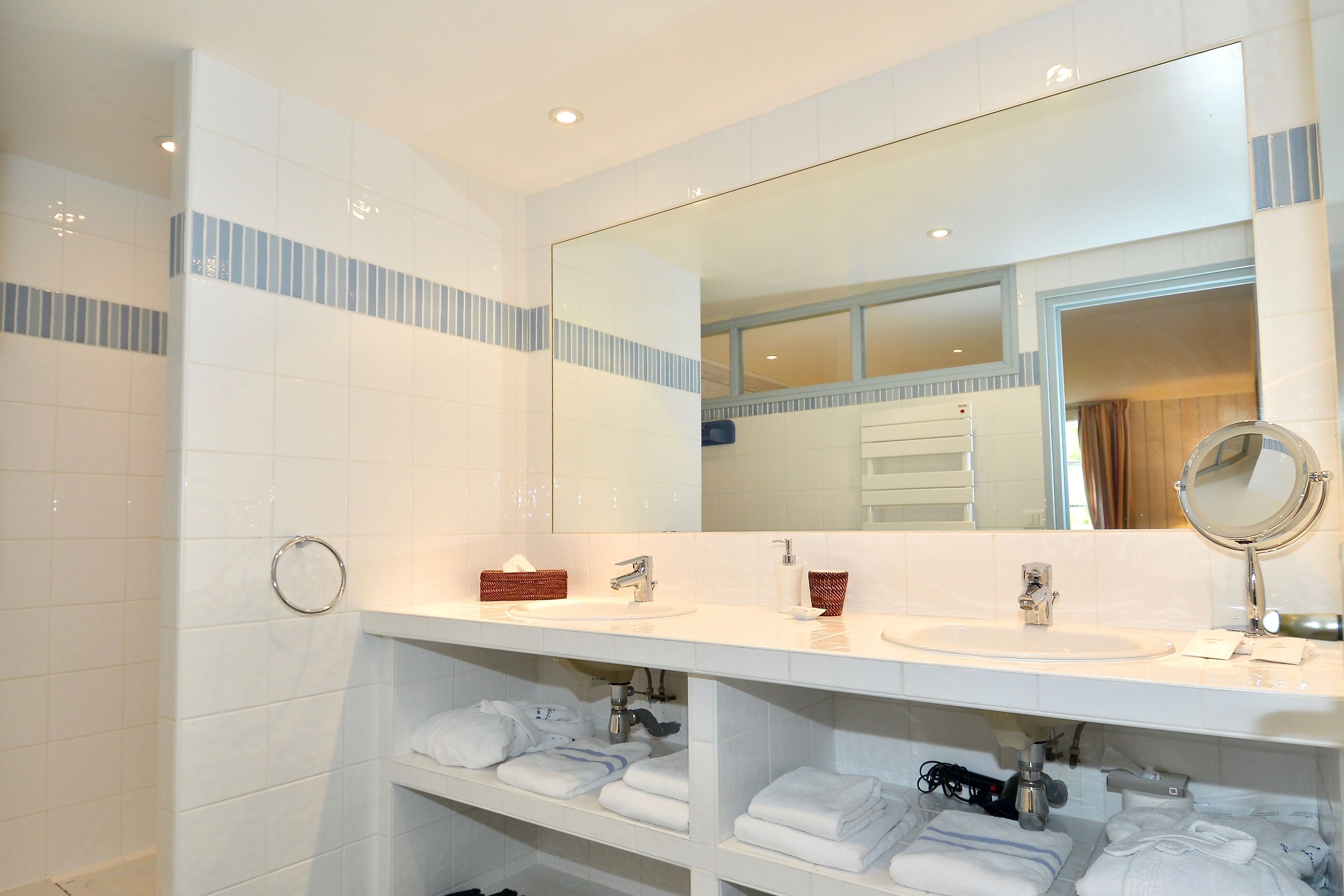 superior room, garden view, garden area | premium bedding, select comfort beds, in-room safe, desk