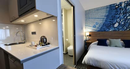 In Situ Hotel