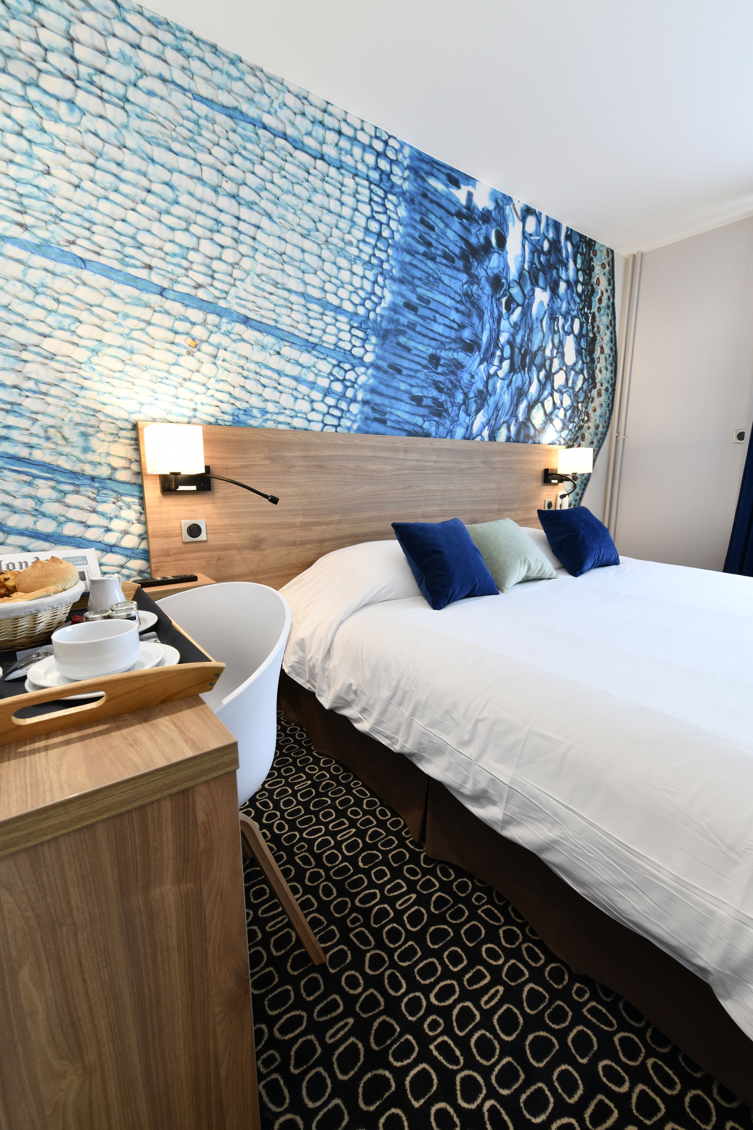 superior double room | minibar, in-room safe, desk, blackout curtains