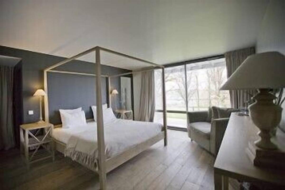 double room, balcony, mountain view (contemporaine) | premium bedding, pillow-top beds, in-room safe, individually decorated