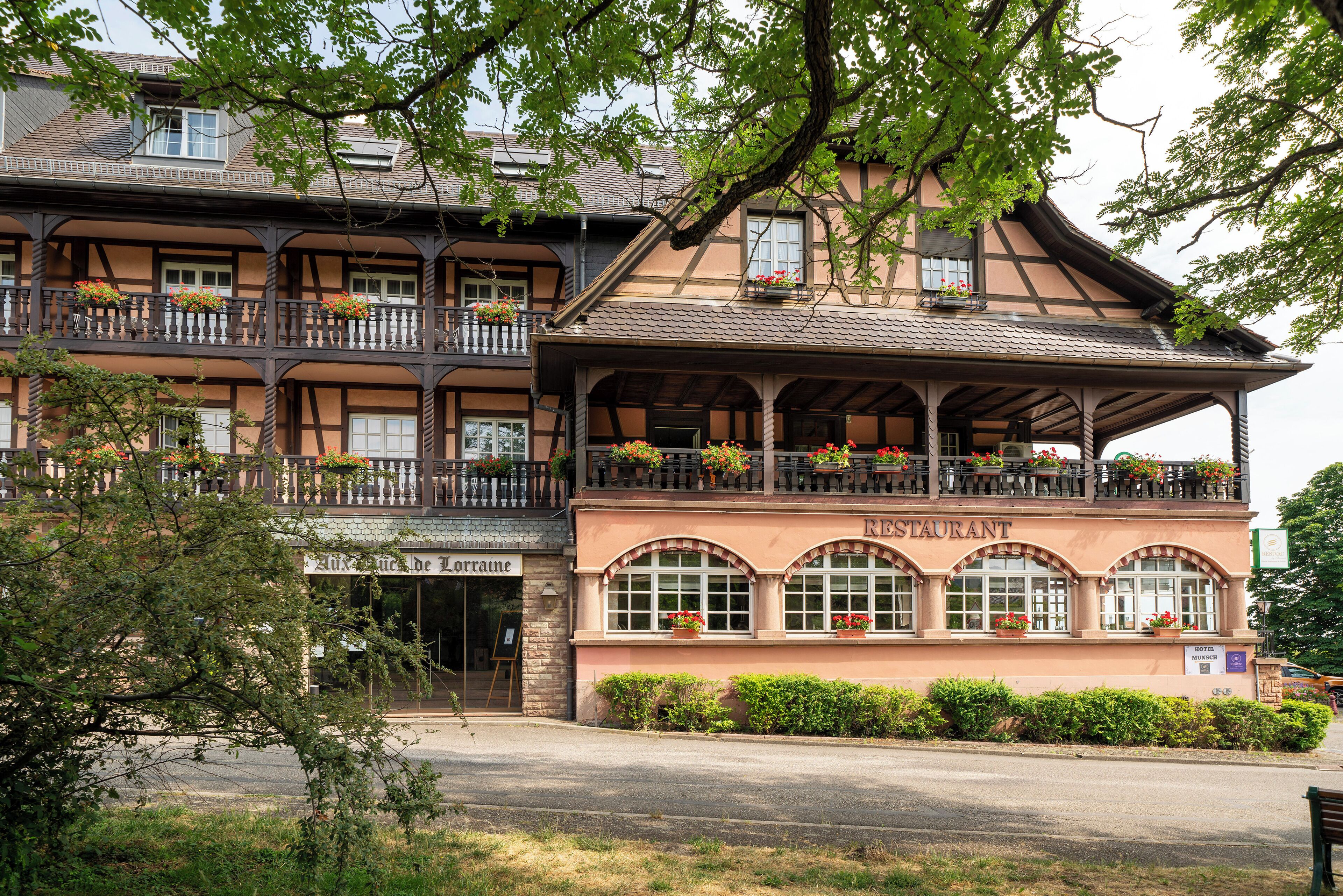 Fachada de la propiedad