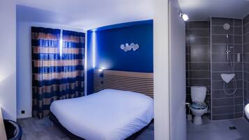 Bureau, espace de travail pour ordinateur portable