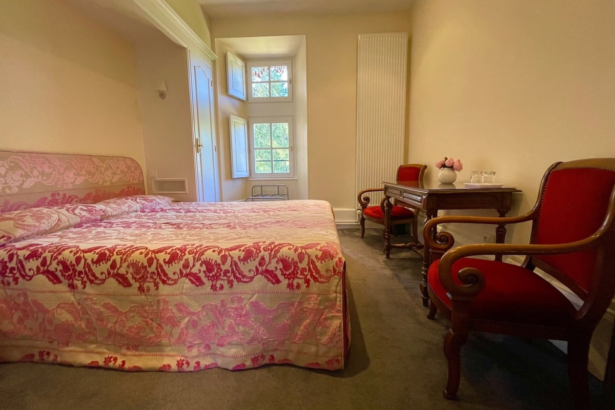 Classic Double Room | Bar mini, dihias secara berasingan