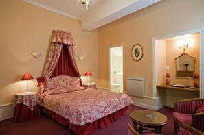 Room - Hostellerie du Château de Bellecroix (Chagny)