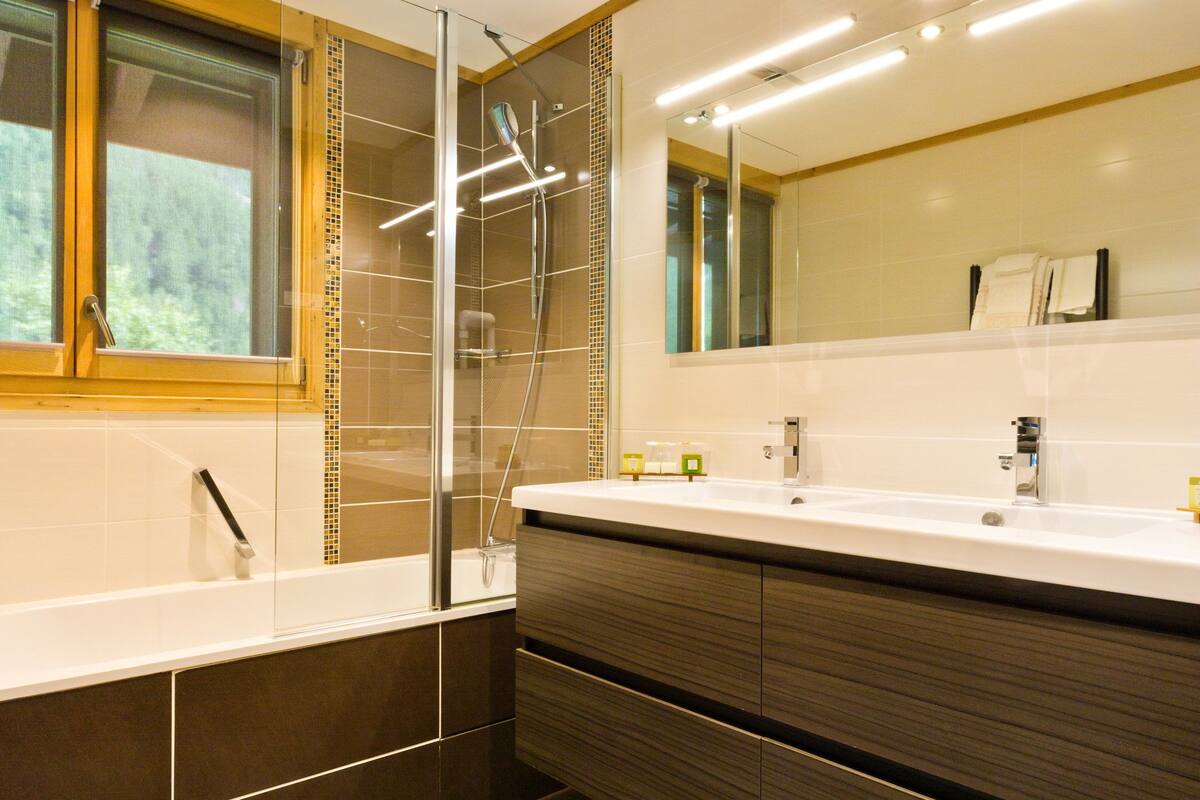 free toiletries, hair dryer, towels, soap