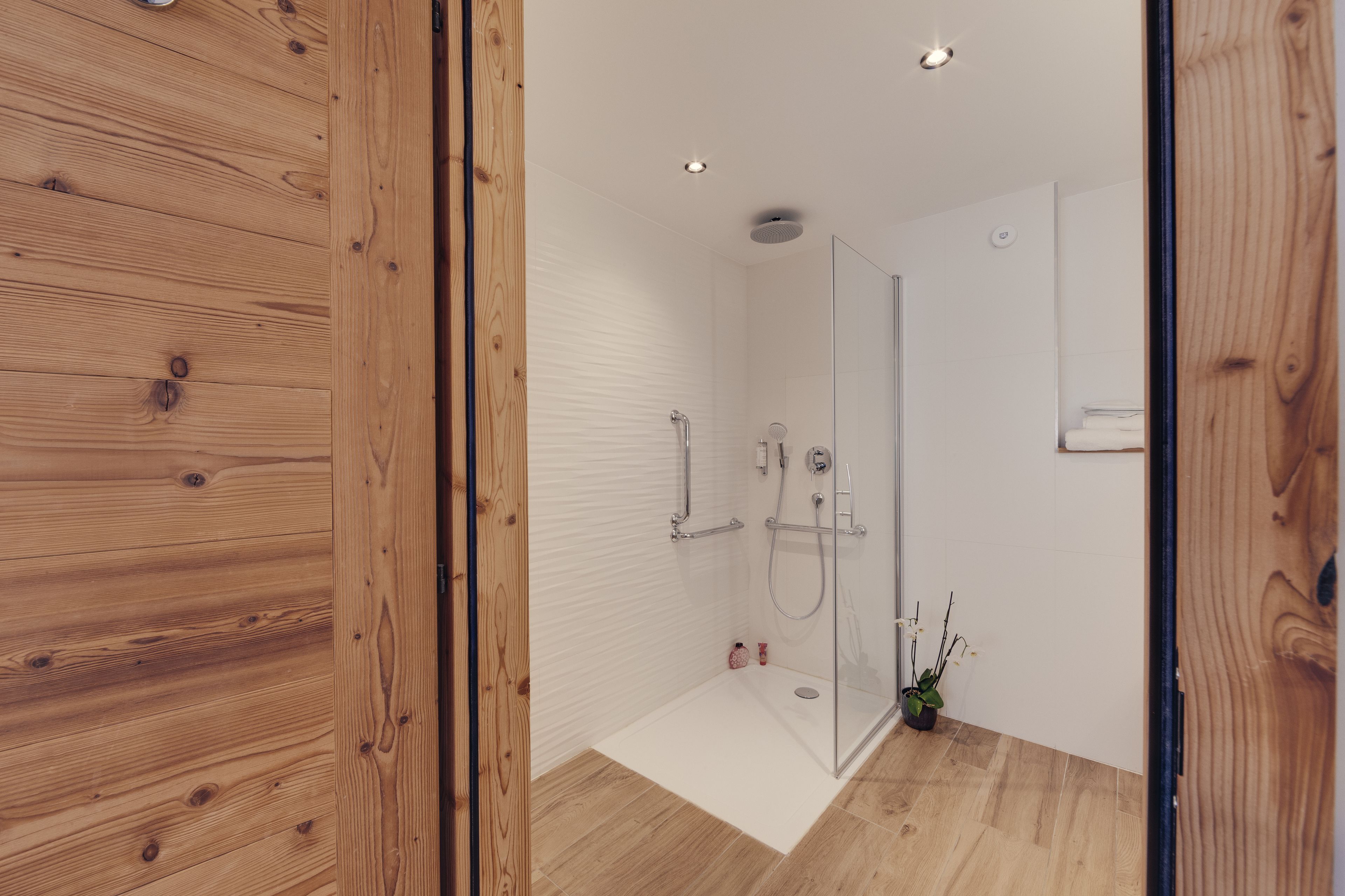 junior suite | in-room safe, desk, soundproofing, iron/ironing board