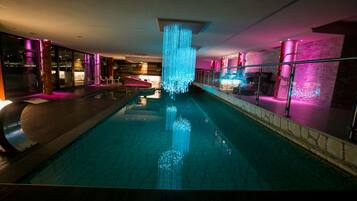 Indendørs pool, udendørs pool