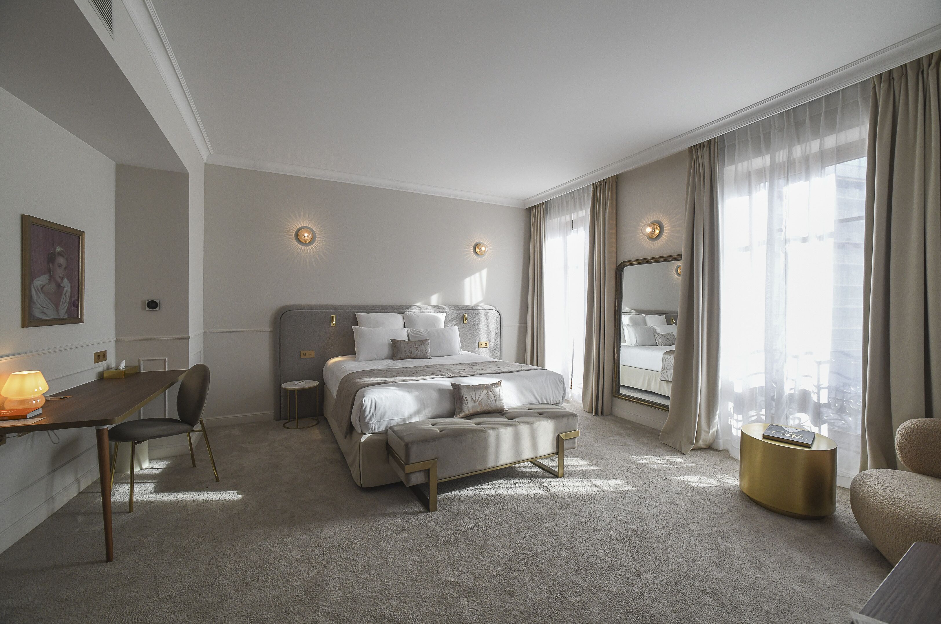 Estudio junior, terraza (Prestige) | Minibar, caja fuerte, escritorio y sistema de insonorización