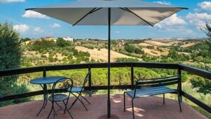 Terrace/patio - Hotel Porta Romana di Luce Hotels (Siena)
