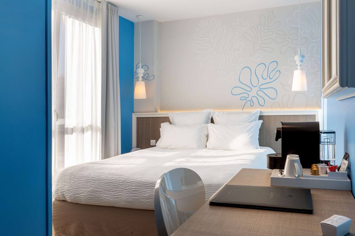 クラシック ルーム ダブルベッド 1 台 禁煙 (Twin bed on request) | ミニバー、セーフティボックス (室内)、デスク、ノートパソコン用作業スペース
