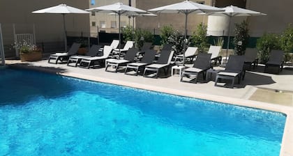 ibis budget HyĂšres Centre Ville