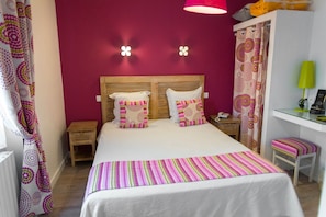 Superior Double Room | Desk, free WiFi, bed sheets