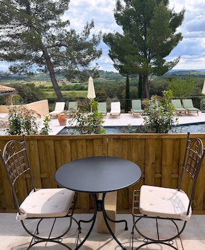 Terrace/patio - Le Mas de Garrigon - Boutique Hôtel & Spa (Roussillon)