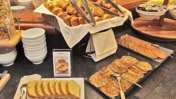 Daily buffet breakfast (EUR 12 per person)