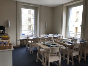 Breakfast area - Lido (Geneva)