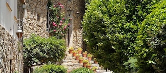 호텔 엘스 카사도르스 데 마카네뜨