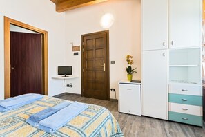In-room safe, cribs/infant beds, rollaway beds - Lido (Ledro)