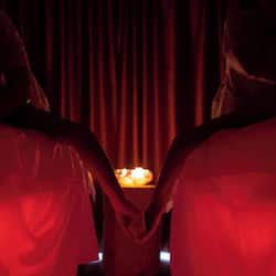 Couples treatment room(s), sauna, hot tub, steam room