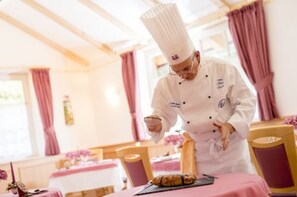 Food court - Hotel Villa Rosella (Canazei)