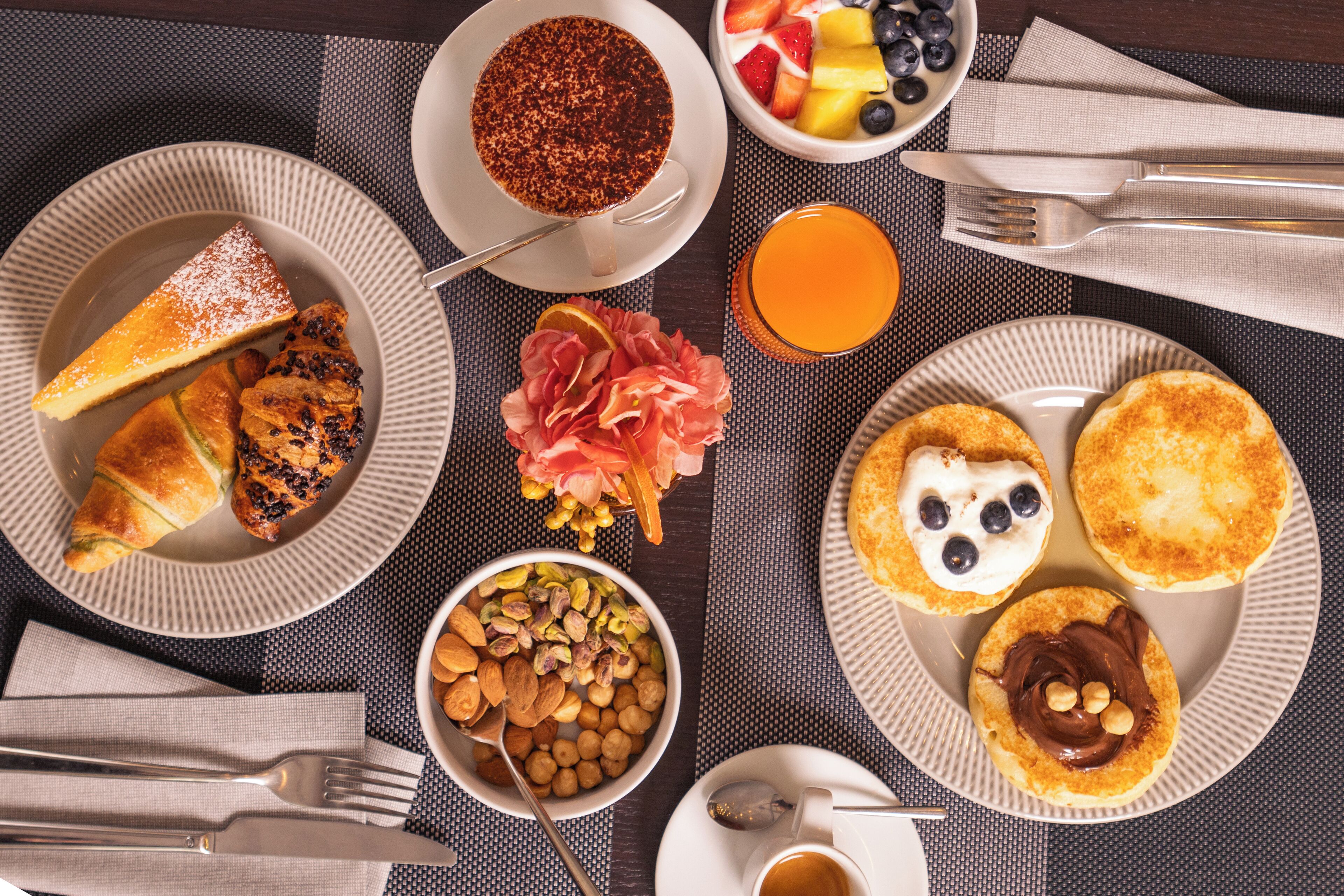 daily buffet breakfast (eur 15 per person)