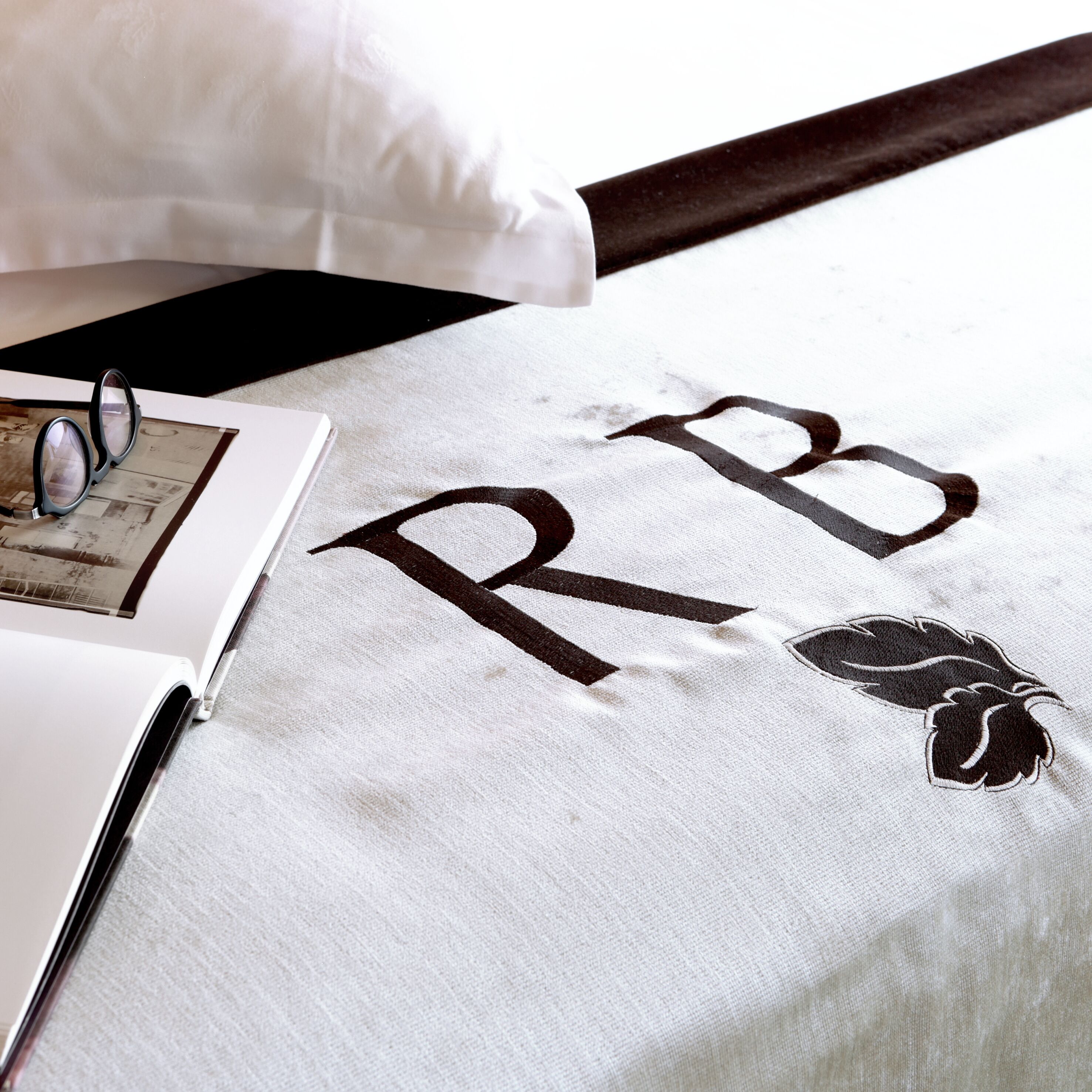 junior suite | 1 bedroom, minibar, in-room safe, blackout curtains