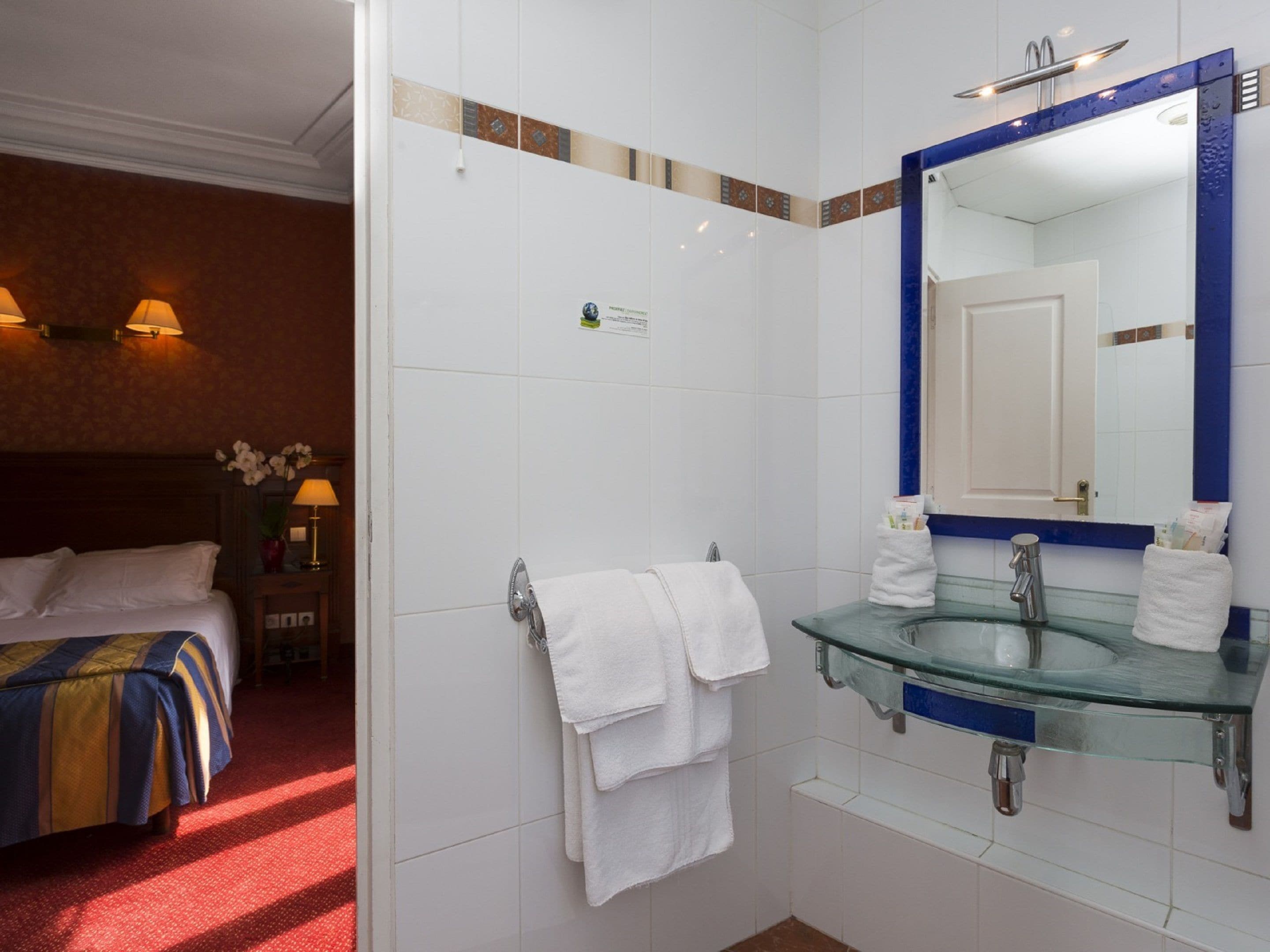 premium bedding, pillow-top beds, in-room safe, individually decorated