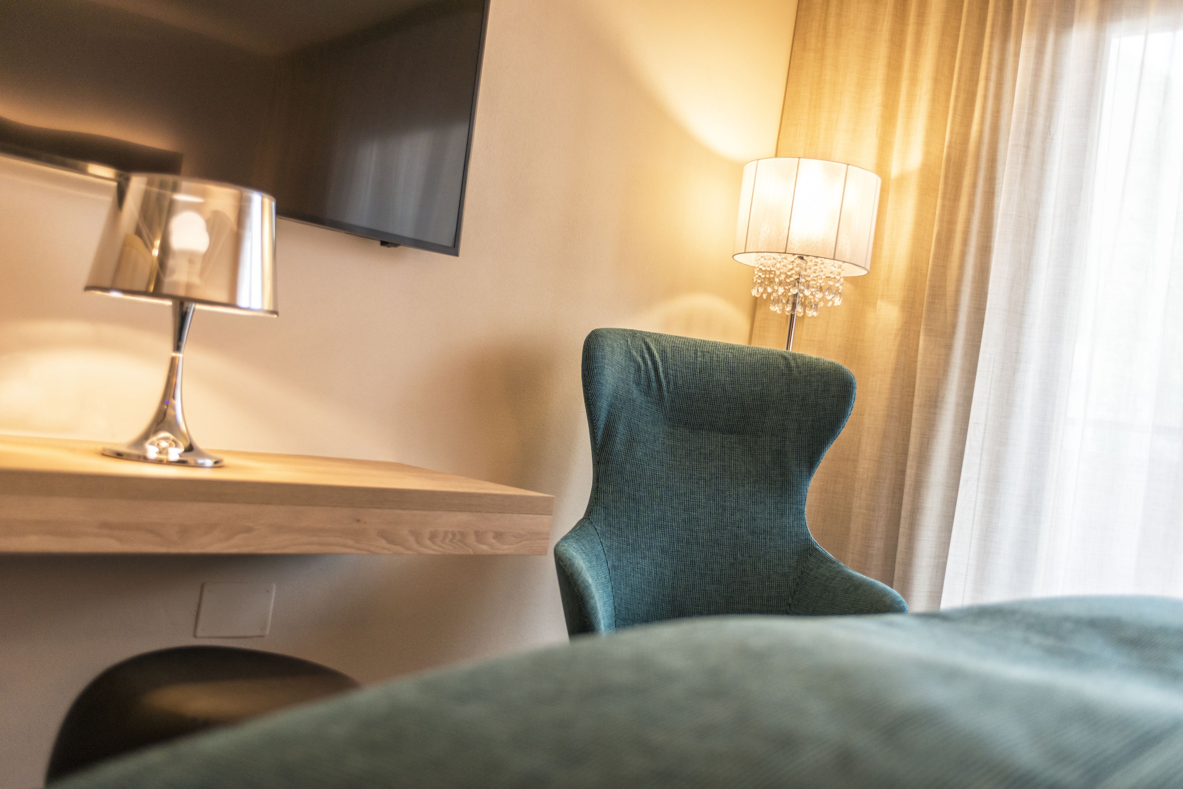 1 bedroom, hypo-allergenic bedding, down duvets, in-room safe