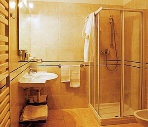 Een douche, een haardroger